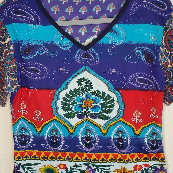 Colorful Crop Tee with Beadwork - Picture 2 of 10